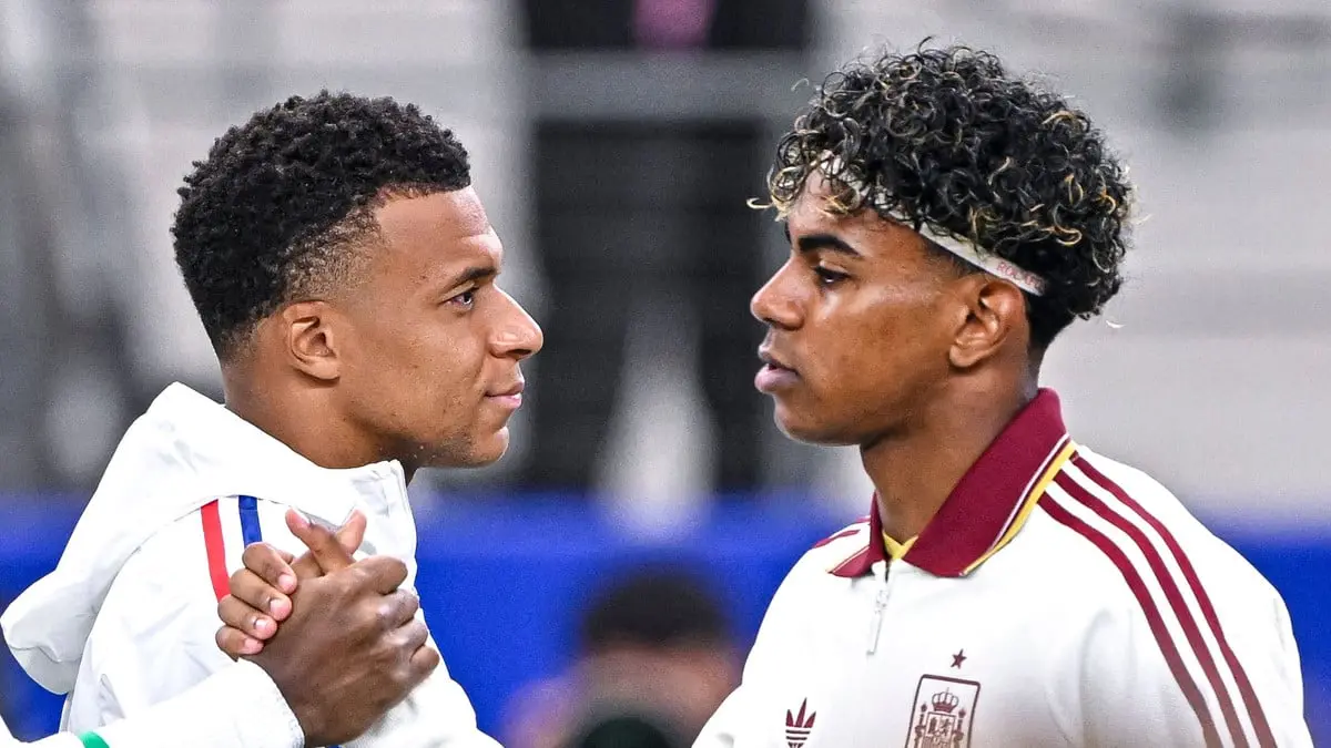 Kylian Mbappé et Lamine Yamal ont de la concurrence ? L’IA annonce les 5 joueurs qui vont dominer le football dans les années à venir !